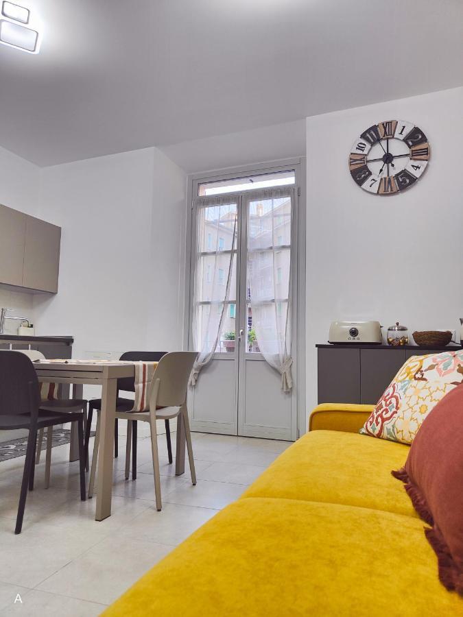 Emily Apartment Como Luaran gambar
