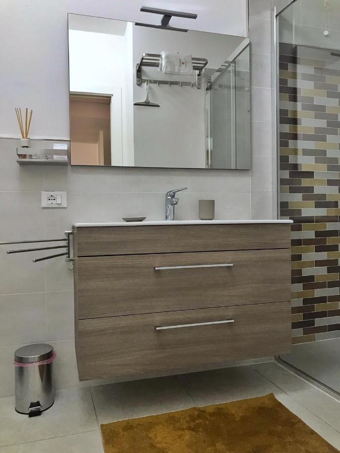 Emily Apartment Como Luaran gambar